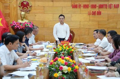 Khảo sát khu vực dự kiến thành lập phường tại xã Chợ Đồn