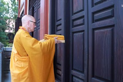 Gặp gỡ giới tử đặc biệt đến từ Đức trong Đại giới đàn Thanh Kiểm - Stefan Lansmich (Thích Thông Trung)