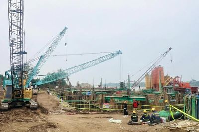 Hà Nội phân cấp mạnh nhiều nhiệm vụ trong lĩnh vực xây dựng, giao thông