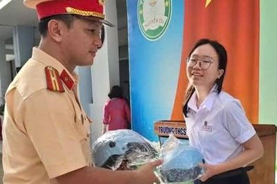 Lâm Đồng: Tuyên truyền pháp luật giao thông cho khoảng 2.800 học sinh