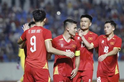 Quang Hải bất ngờ giã từ đội tuyển quốc gia Việt Nam