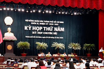 Đại biểu HĐND TP. Hồ Chí Minh góp ý hoàn thiện cơ chế phát triển đô thị