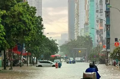 Hà Nội từng bước khắc phục tình trạng úng ngập