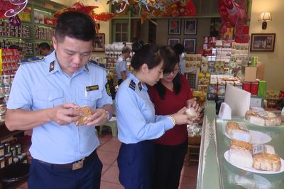 Kiểm soát mặt hàng Tết Trung thu