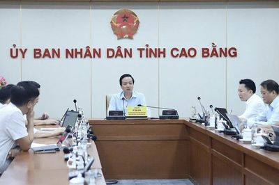 Chủ tịch UBND tỉnh Lê Hải Hòa: Đẩy nhanh tiến độ các dự án trọng điểm gắn trách nhiệm người đứng đầu