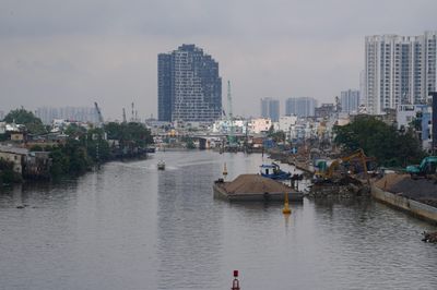 Diện mạo nhà ven kênh rạch ở TP.HCM sau một năm thi công