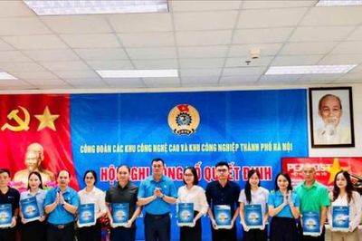 Công đoàn các Khu công nghệ cao và Khu công nghiệp Hà Nội có thêm 1.150 đoàn viên