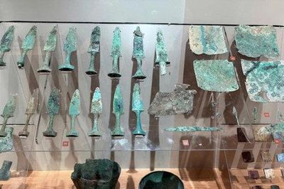 Bảo tồn hiện vật đồng, giữ nguyên dấu tích thời gian