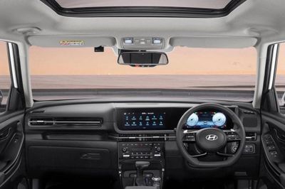 Ngang cỡ Mazda CX-5, SUV 5 chỗ nâng cấp thiết kế, tiện nghi cao cấp giá 590 triệu đồng