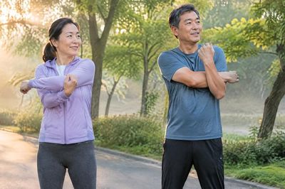 Tập thể dục vào thời điểm nào tốt nhất nếu thường xuyên mất ngủ, ngủ kém?