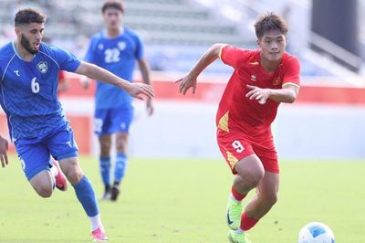 HLV Đinh Hồng Vinh: U23 Việt Nam sẵn sàng đấu Hàn Quốc hoặc Saudi Arabia ở tứ kết ASIAD