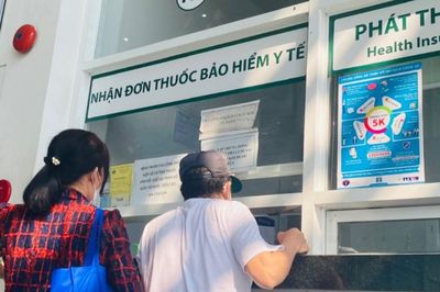 Hơn 130 triệu lượt khám chữa bệnh BHYT trong 8 tháng, tiếp tục đề xuất tăng quyền lợi cho người tham gia BHYT