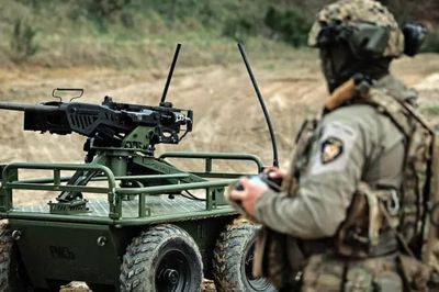 Đội quân robot giúp Ukraine âm thầm phản công Nga ở Donetsk
