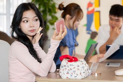 Ác mộng 'lão hóa công sở' của dân văn phòng TP.HCM sau 8 tiếng đi làm