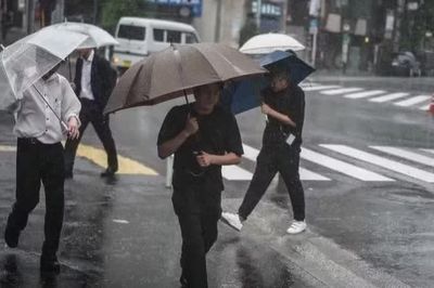 Bão Dujuan càn quét tại Nhật Bản