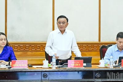 Tiếp tục hoàn thiện và đưa các hệ thống vào sử dụng thực chất, hiệu quả