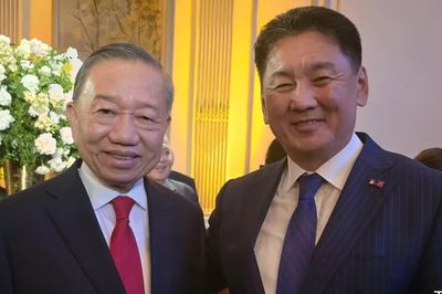 Tổng Bí thư, Chủ tịch nước Tô Lâm gặp Tổng thống Mông Cổ Ukhnaagiin Khurelsukh