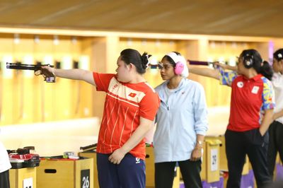 ASIAD 20: Bắn súng Việt Nam giành huy chương đồng, Trịnh Thu Vinh hụt vé chung kết