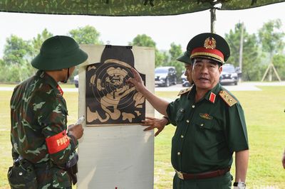 Bộ Tổng Tham mưu kiểm tra công tác huấn luyện, giáo dục và đào tạo tại Trường Quân sự Quân khu 3