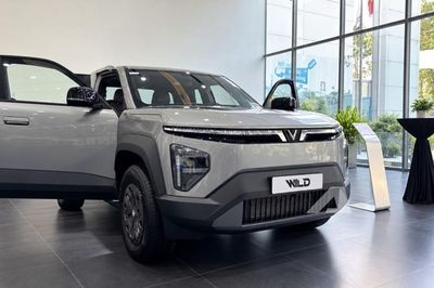 Cận cảnh bán tải điện VinFast VF Wild tại đại lý, bắt đầu nhận cọc từ 25/9