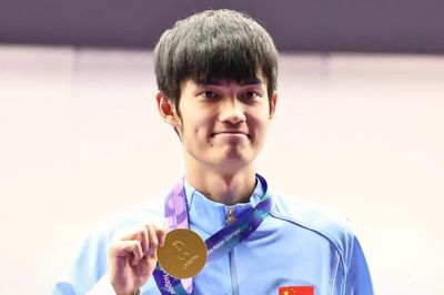 Kỷ lục gia bắn súng của Trung Quốc và bí quyết thành công nhờ... ham ăn