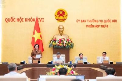 Ủy ban Thường vụ Quốc hội xem xét chính sách ưu đãi thuế trong lĩnh vực giáo dục
