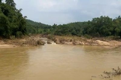 Tìm kiếm người đàn ông nghi mất tích trên sông Âm