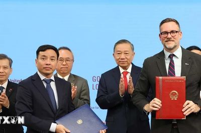 Tổng Bí thư, Chủ tịch nước Tô Lâm chứng kiến Lễ trao các văn kiện, thỏa thuận hợp tác với Liên hợp quốc