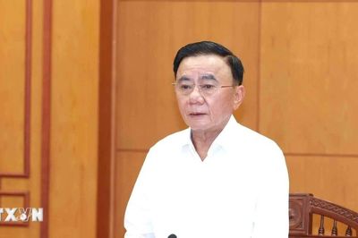 Thường trực Ban Bí thư Trần Cẩm Tú: Bảo đảm tiến độ, chất lượng Đề cương tổng kết 40 năm thực hiện Cương lĩnh xây dựng đất nước trong thời kỳ quá độ lên chủ nghĩa xã hội