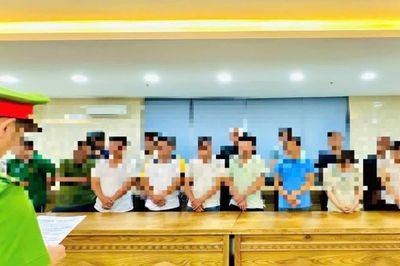 Công an Đà Nẵng bắt giam 17 đối tượng nhận hối lộ, làm giả hồ sơ
