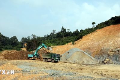Gỡ vướng mặt bằng để cao tốc cửa khẩu Hữu Nghị-Chi Lăng cán đích
