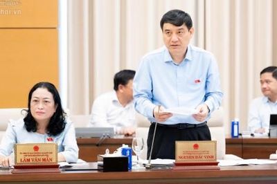 Bảo đảm người lao động có đủ kiến thức, kỹ năng trước khi làm việc