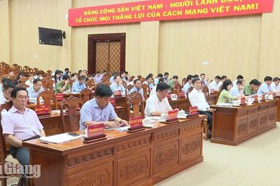 An Giang tập trung tháo gỡ điểm nghẽn, hoàn thành nhiệm vụ Nghị quyết 57