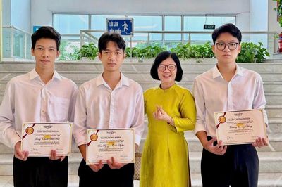 Trương Quang Hùng: Nam sinh tiêu biểu nhận học bổng Vallet