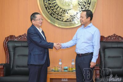 Bí thư Tỉnh ủy Trần Tiến Dũng tiếp đoàn công tác CT Group