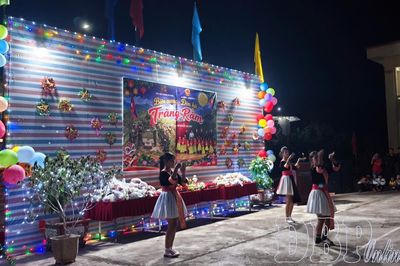 Ấm áp Đêm hội trăng rằm nơi biên giới Nà Bủng
