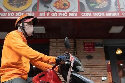 Bán đồ ăn qua app, chủ quán có phải công khai ảnh mặt tiền, giấy tờ kinh doanh?