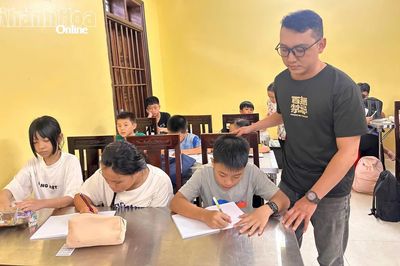 Lớp học tiếng Anh miễn phí ở chùa Vĩnh Thọ
