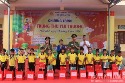 Nhiều hoạt động ý nghĩa tại chương trình "Trung thu yêu thương" tại xã Thất Khê
