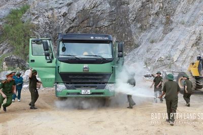 Thực tập phương án cứu nạn, cứu hộ tại Công ty Cổ phần đá Đồng Mỏ, xã Chi Lăng