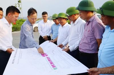 Đẩy nhanh tiến độ giải phóng mặt bằng, tái định cư Dự án đường sắt Lào Cai - Hà Nội - Hải Phòng