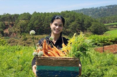 Khi phụ nữ kết nối chuỗi nông nghiệp số