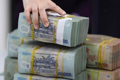 Thanh khoản “dễ thở” hơn, dư địa giảm sâu lãi suất thế nào?