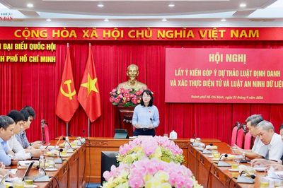 Đoàn ĐBQH TP. Hồ Chí Minh góp ý hoàn thiện dự thảo Luật Định danh và xác thực điện tử, Luật An ninh dữ liệu