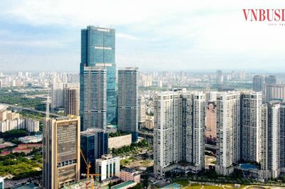 Giá chung cư điều chỉnh mạnh, có nên xuống tiền sớm?