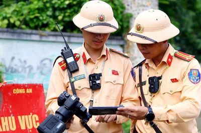 Ngăn vi phạm trên tuyến Hòa Lạc - Hòa Bình nhằm giảm nguy cơ tai nạn