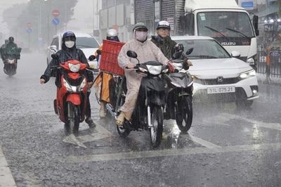 Dự báo thời tiết TP.HCM hôm nay 23/9: Mưa to đến rất to, nguy cơ ngập úng