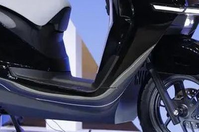 Có 60 triệu đồng khách Việt nên mua xe máy điện Honda UC3 hay SH Mode?