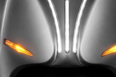 Trải nghiệm xe máy điện giá 29,9 triệu đồng cốp dung tích 50 lít, chạy 200km/lần sạc, tăng tốc 3 giây