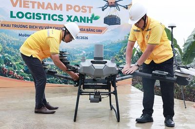Vận hành dịch vụ vận chuyển hàng hóa, nông sản bằng UAV